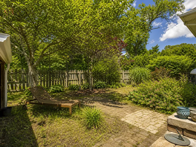 6239 Post Rd — Photo 6