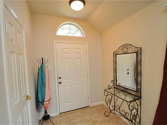 3rd image of 4023 Portman Glen Ln