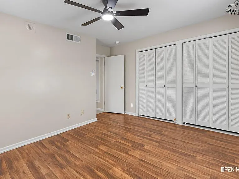 4202 Meadowbrook Dr — Photo 22