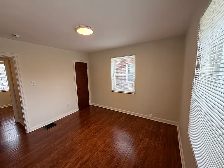 676 Butler Ave — Photo 6