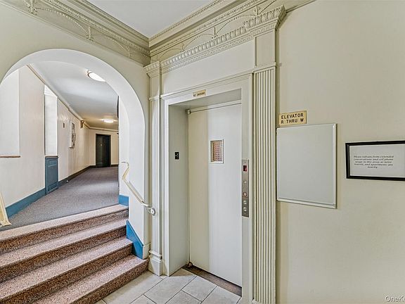 2nd image of 8451 Beverly Road #6R
