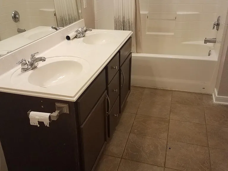 1707 Dixon Ln — Photo 7
