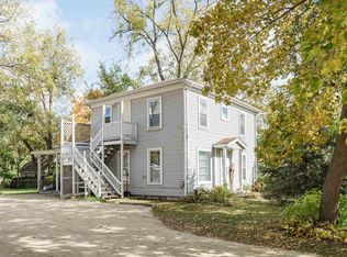 650-652 E North St, Whitewater, WI 53190