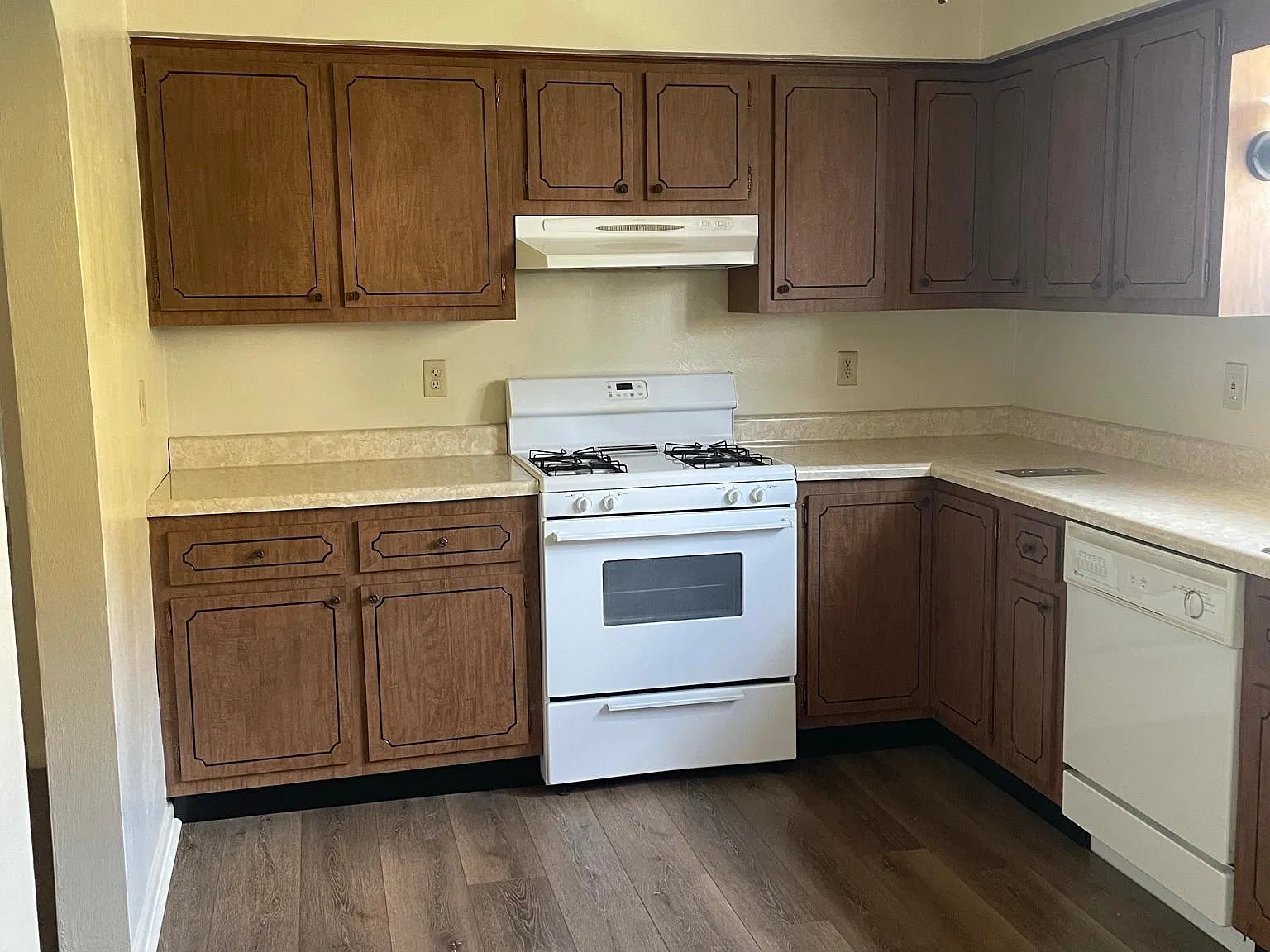 3 bed, $1,150 — Photo 4