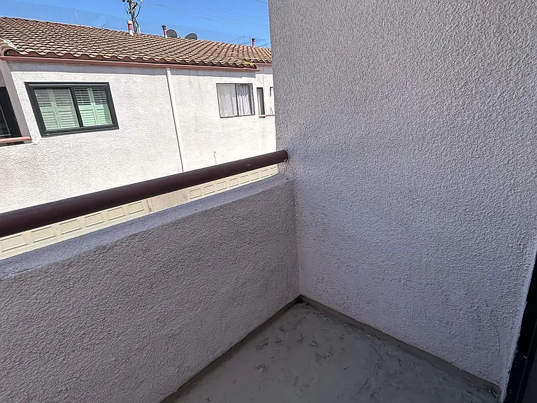 S Del Mar Ave — Photo 2