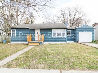 111 Maple St, Lowell, IN 46356