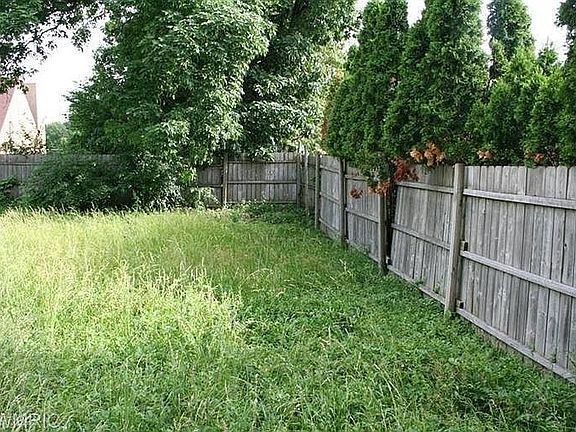 5th image of 1206 36th St SE