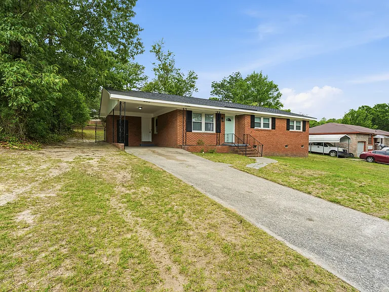 1012 Starmount Dr — Photo 32