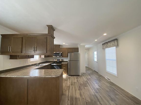 4th image of 7 Teal Ct
