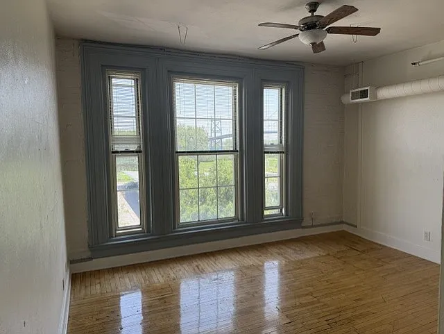 27 Broadway St #210 — Photo 3