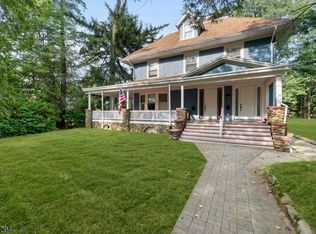 31 Oak Grove Rd #2, Caldwell, NJ 07006