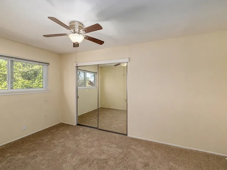 2732 San Jose Way #11 — Photo 7