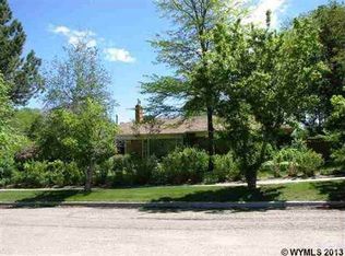 233 N 6th St, Douglas, WY 82633