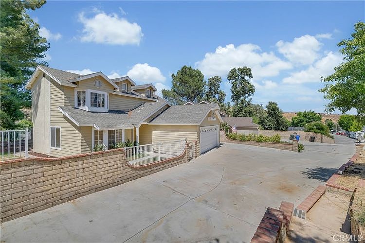 1st image of 28480 Avion Cir