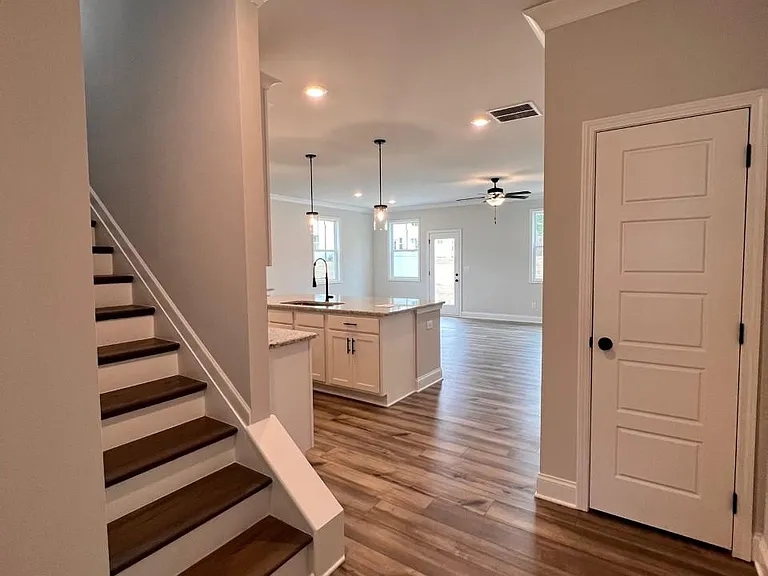 4666 Cypress Landing Way — Photo 7