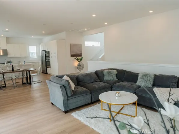 241 Proctor, Irvine, CA 92618