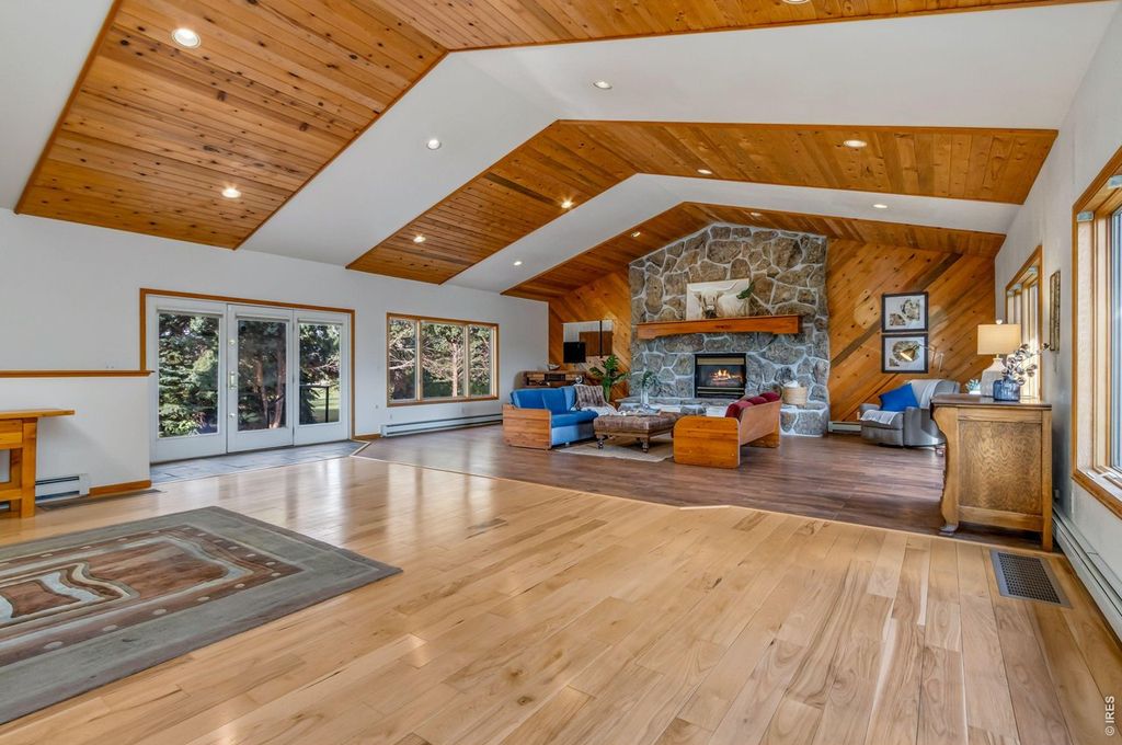 400 Gait Cir