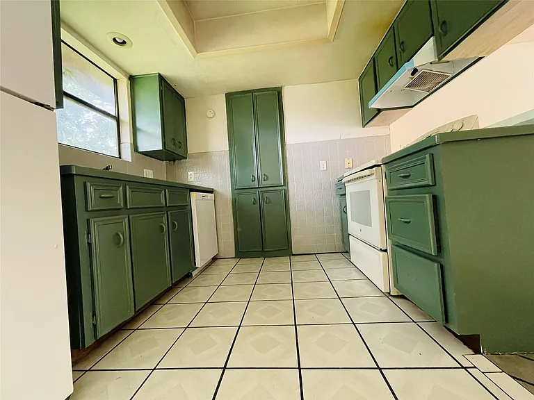 7402 Geneva Dr #B — Photo 10