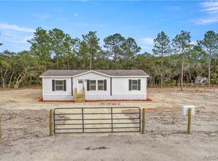 5043 S Adventure Point, Homosassa, FL 34446