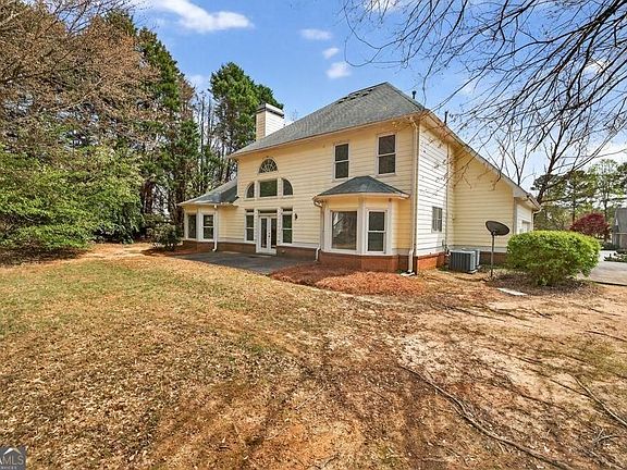 4th image of 7512 Fieldstone Way