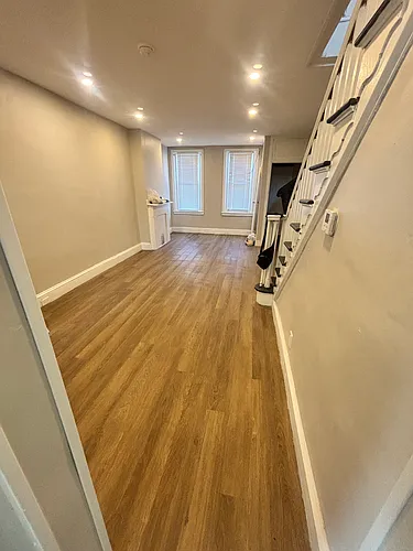 140 E Sterner St Photo 1