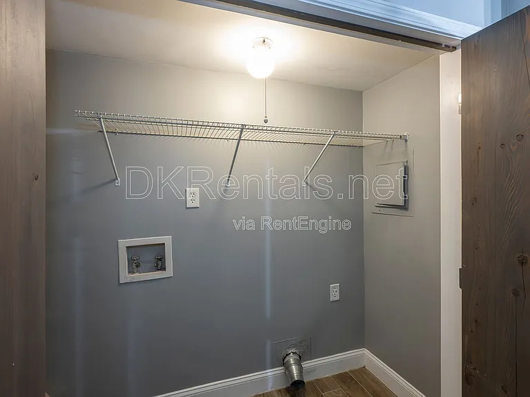 1309 Summit North Dr NE — Photo 9