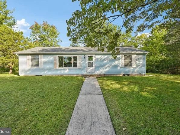 213 Pleasantview Ave, Schwenksville, PA 19473