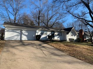 9317 Mullen Rd, Lenexa, KS 66215