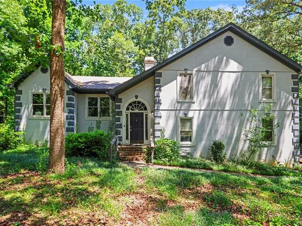 6726 Pin Oak Dr, Douglasville, GA 30135