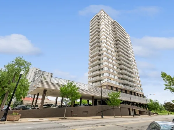 5601 N Sheridan Rd APT 4B, Chicago, IL 60660