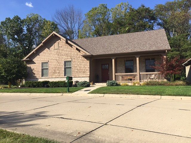 1st image of 300 Rosebank Ln
