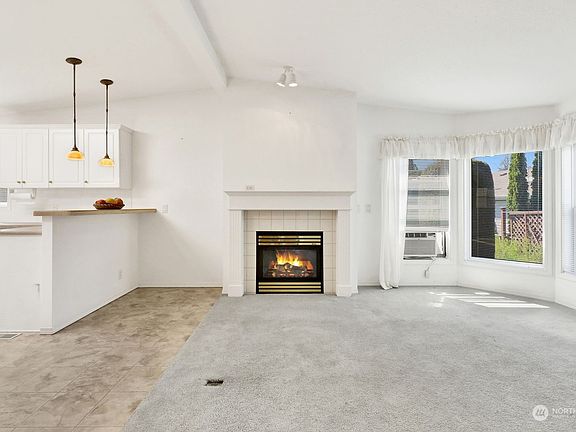 4th image of 3993 Gentlebrook Lane #35