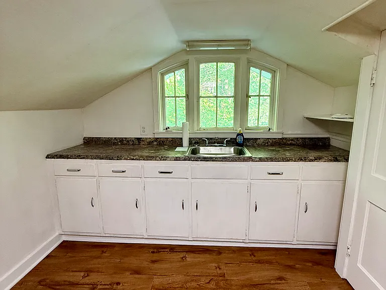1360 Teall Ave #2 — Photo 9