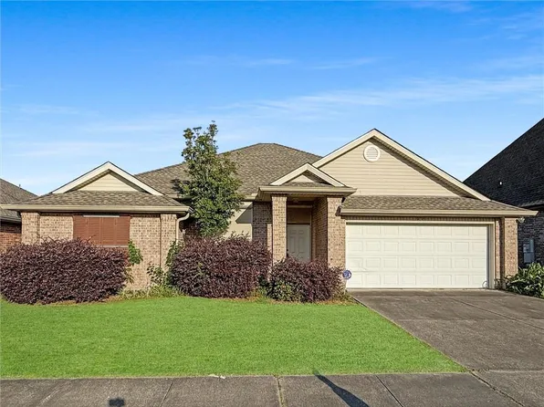 950 Artesa Dr, Marrero, LA 70072