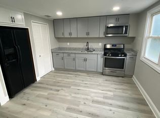 906 Imperial Ct, Halethorpe, MD 21227