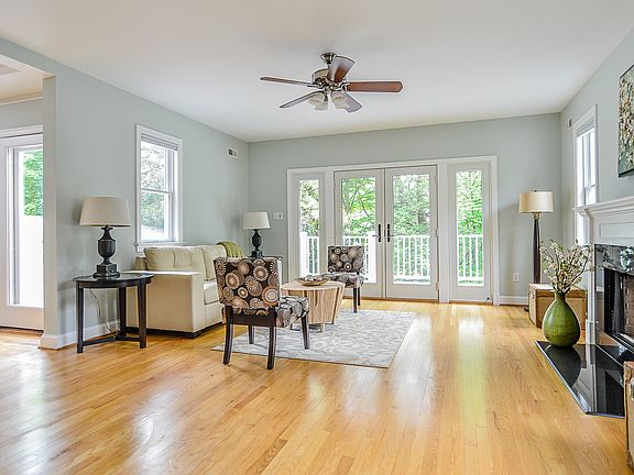4th image of 1205 N Tuckahoe St