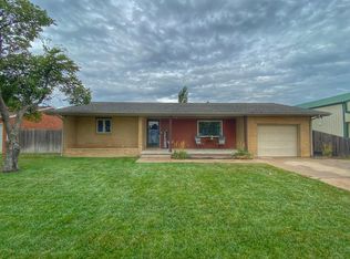 609 S Wooten St, Sublette, KS 67877