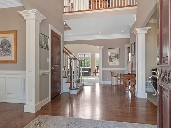 3rd image of 40W303 William Cullen Bryant St