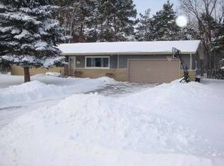 8961 Highland Dr, Freeland, MI 48623