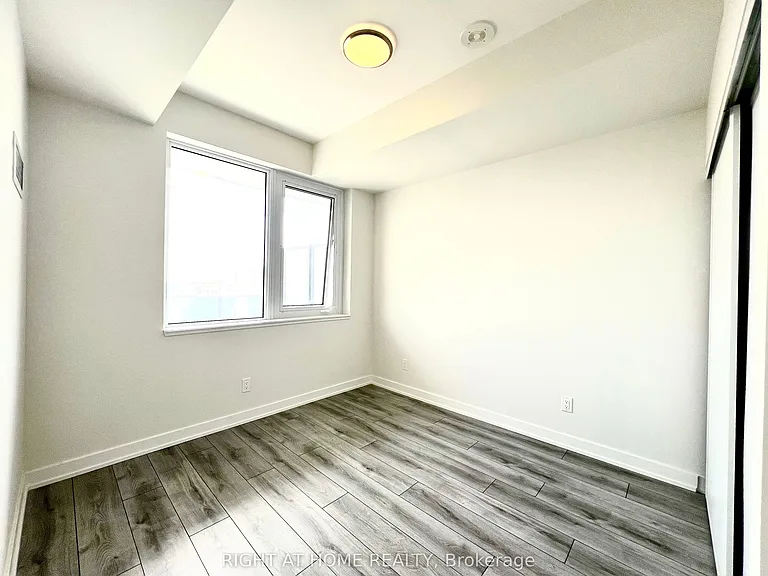 15 Ellerslie Ave #2301 — Photo 7