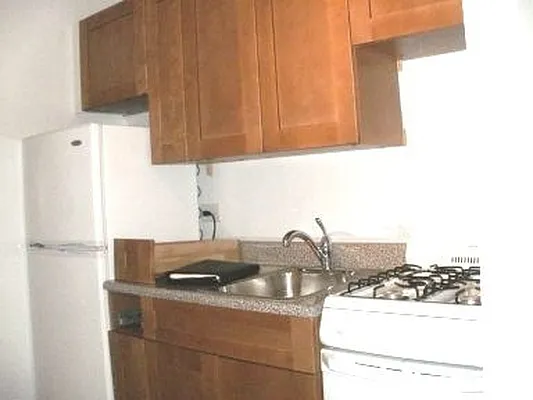 Rented by Prince Real Estate Associates LLC | media 26