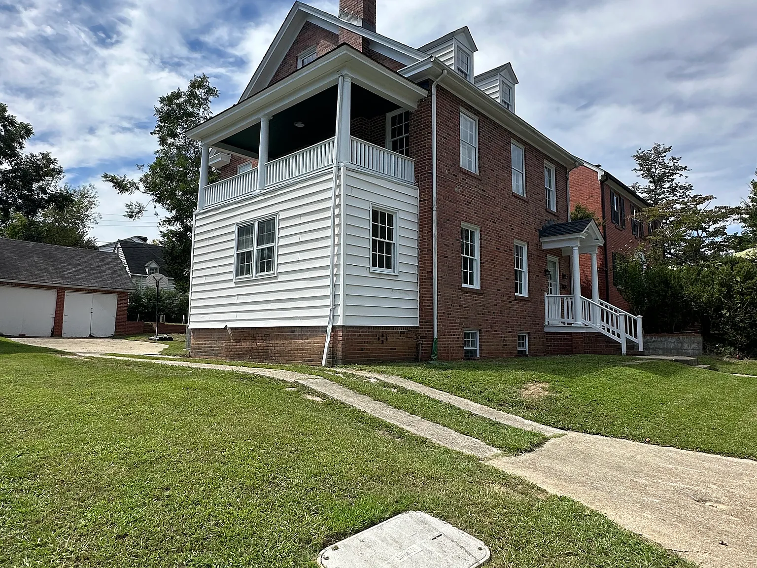 230 Griffin Ave — Photo 3