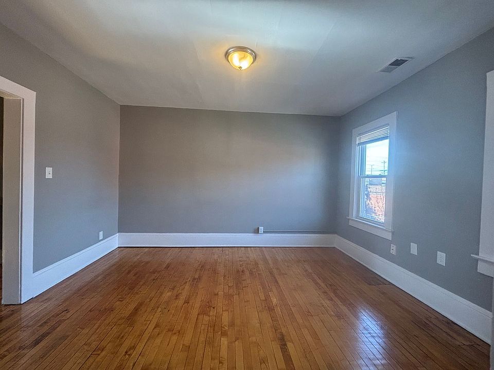 1st image of 1304 W 64th St