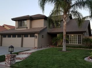 2551 Mangular Ave, Corona, CA 92882