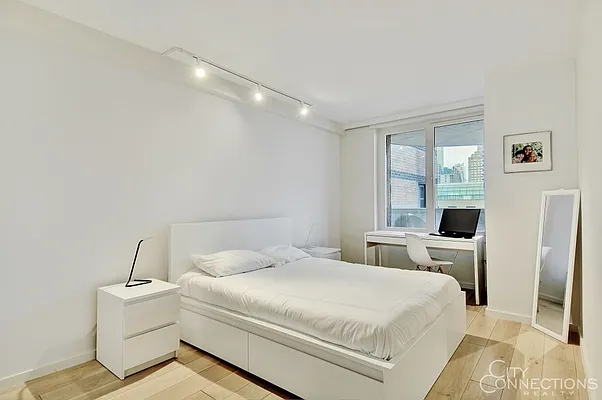 Sold by City Connections Realty | media 4