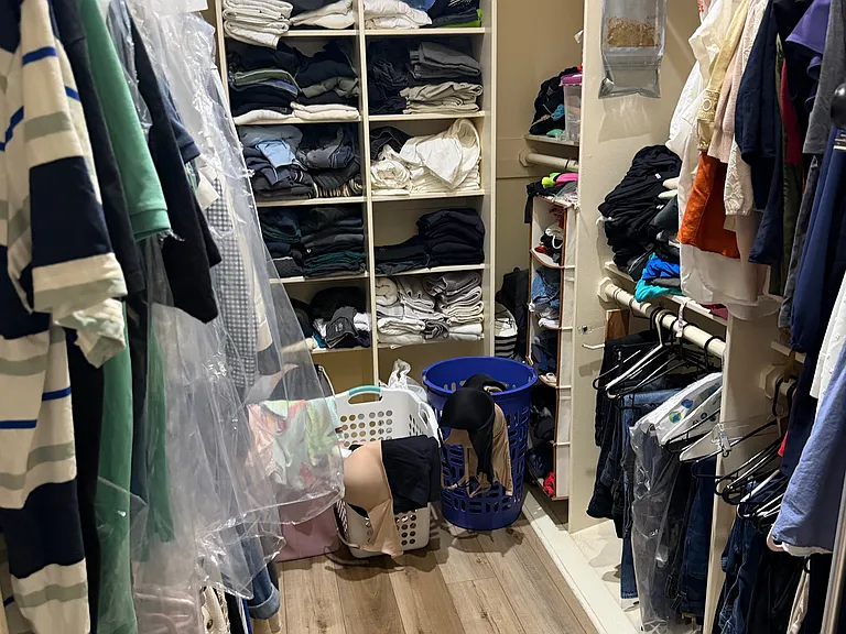 Walk-in closet