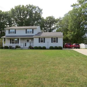 752 Trails End Dr, Amherst, OH, 44001