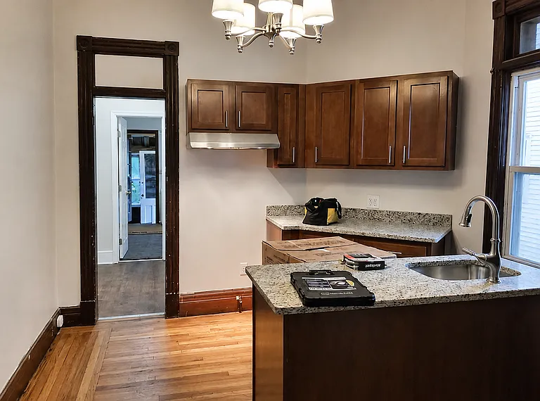 120 S Lake Ave #1 — Photo 1