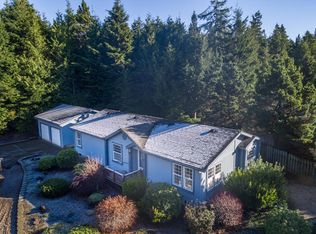 45 Seagrove Pl, Lincoln City, OR