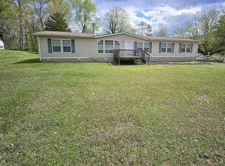275 Ollis Rd, Oliver Springs, TN 37840